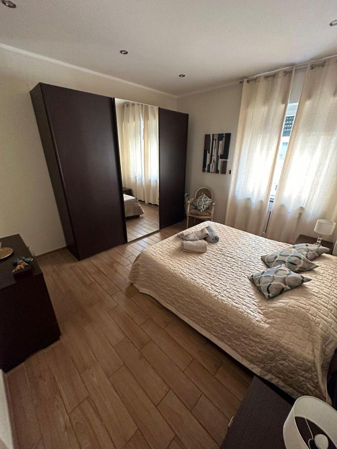 Luxury Center Appartment Novi Ligure Eksteriør bilde